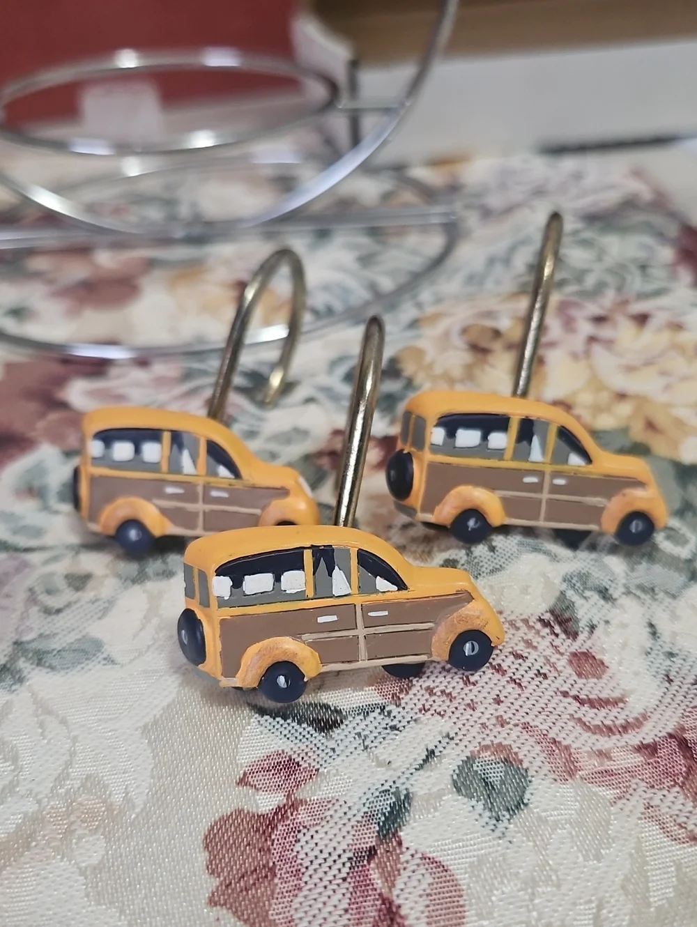 Shower Hooks Set Of 8 For Small Shower Or Mix With Others For Large. Busses Surf